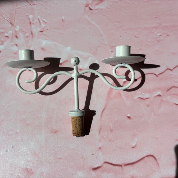 Metal bottle stopper candle holder - Picture 2 of 7